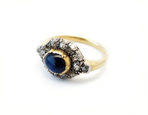 Vintage Cabochon Sapphire Ring