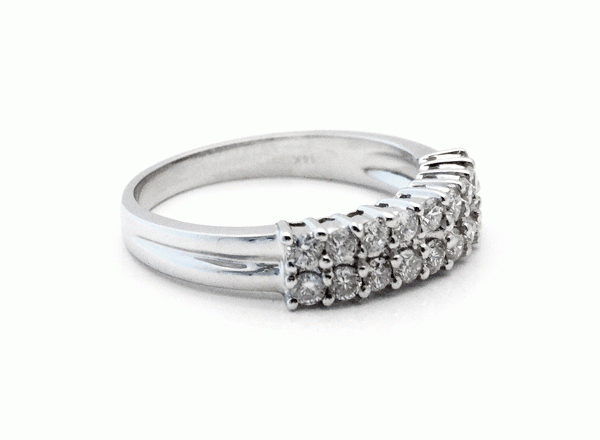 18ct White Gold Diamond Ring