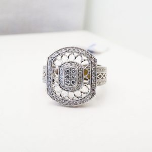 18ct White Gold Diamond Dress Ring