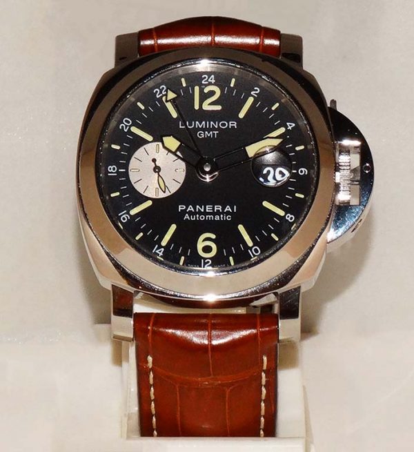 Panerai Luminor GMT