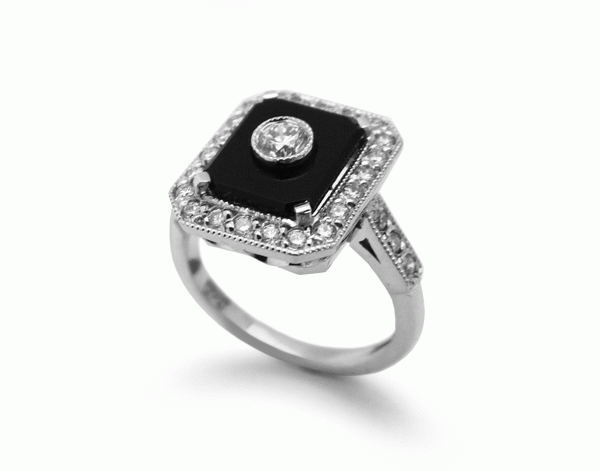 White gold Onyx and Diamond Ring